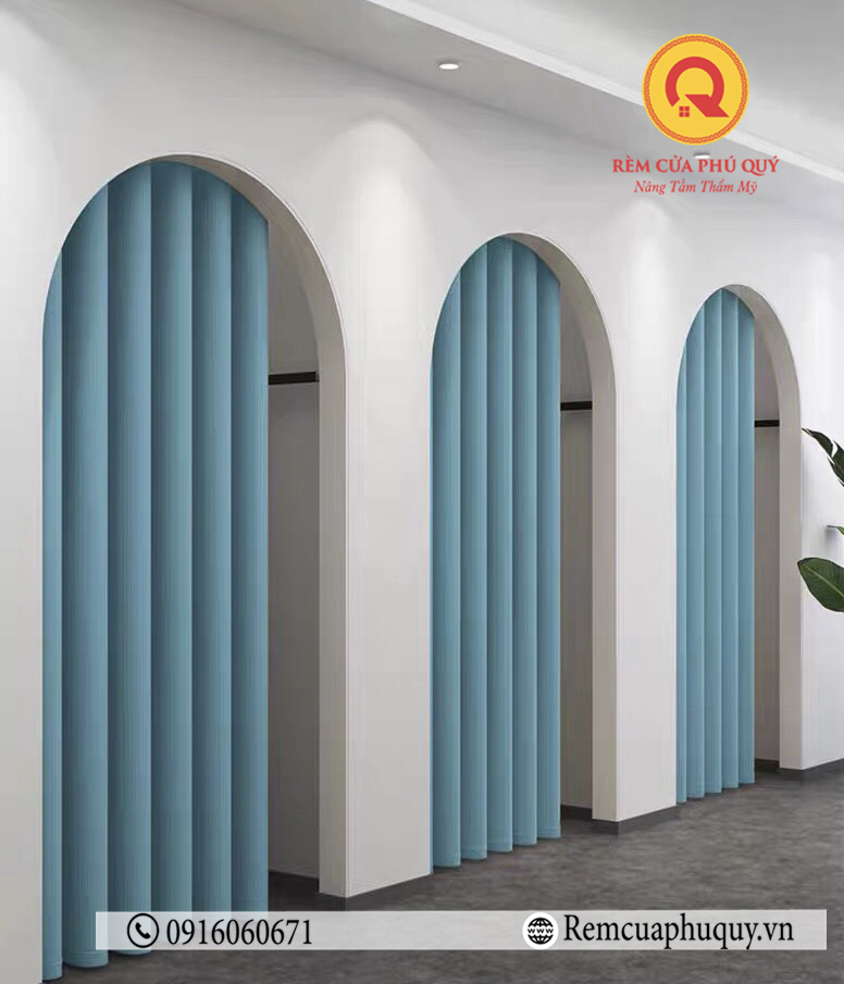 Rèm Thay Đồ